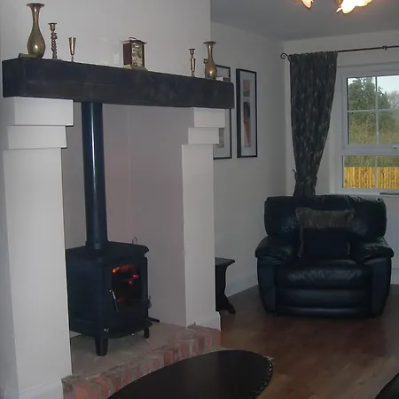 Templemoyle Farm Cottages Campsey Room photo